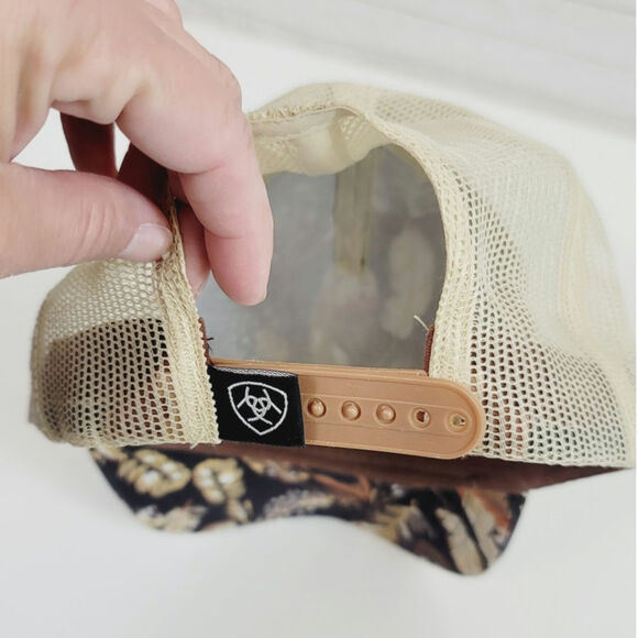 Ariat Feather Print Ball Cap, One Size Fits Most - Picture 3 of 10